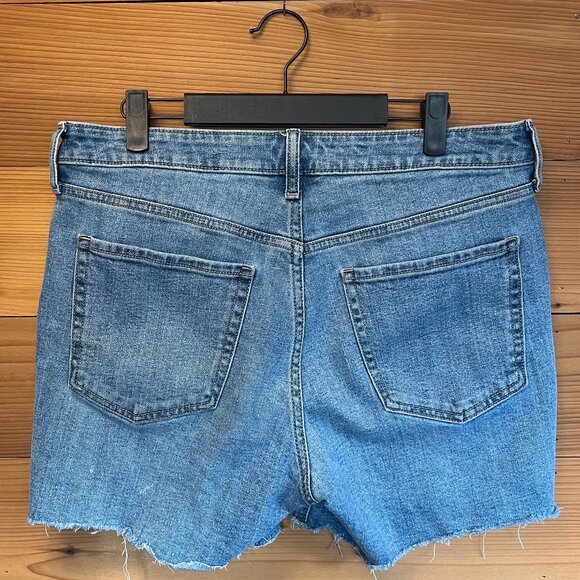 Old Navy OG High Rise Straight Cut Off Jean Shorts - 12 - Picture 3 of 6